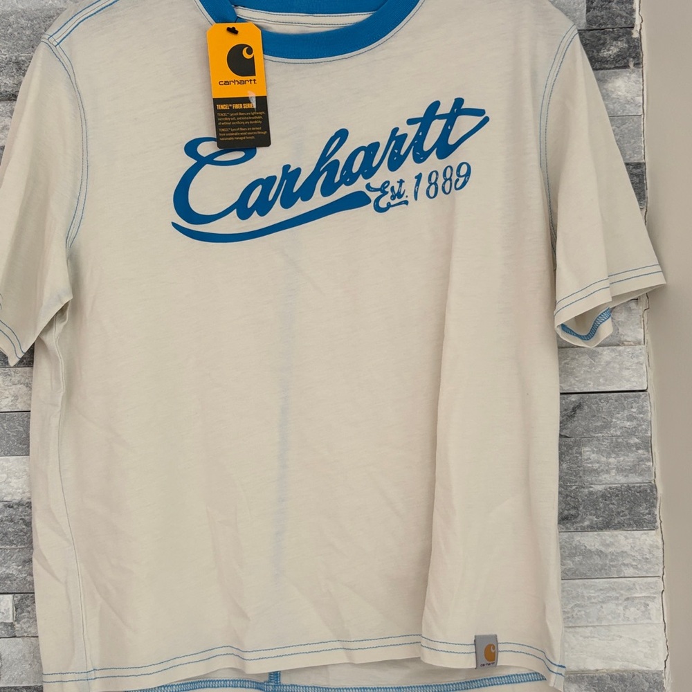 New!! Carhartt women's Cream and Blue Logo T-Shirt - Picture 2 of 12